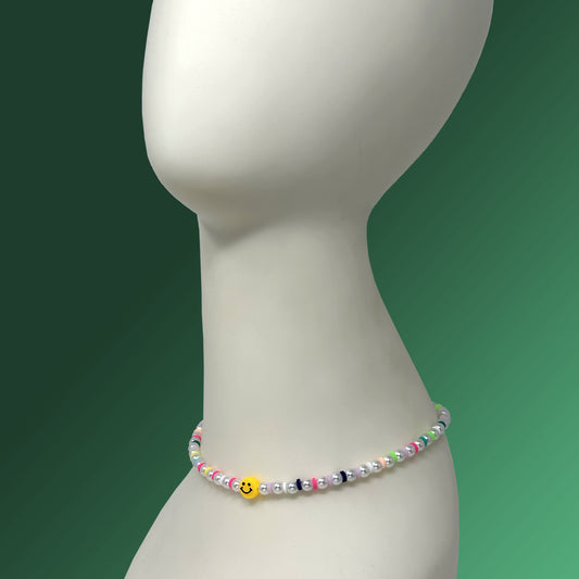 SMILEY PEARL NECKLACE