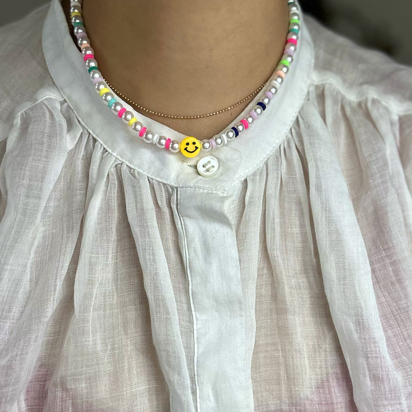 SMILEY PEARL NECKLACE