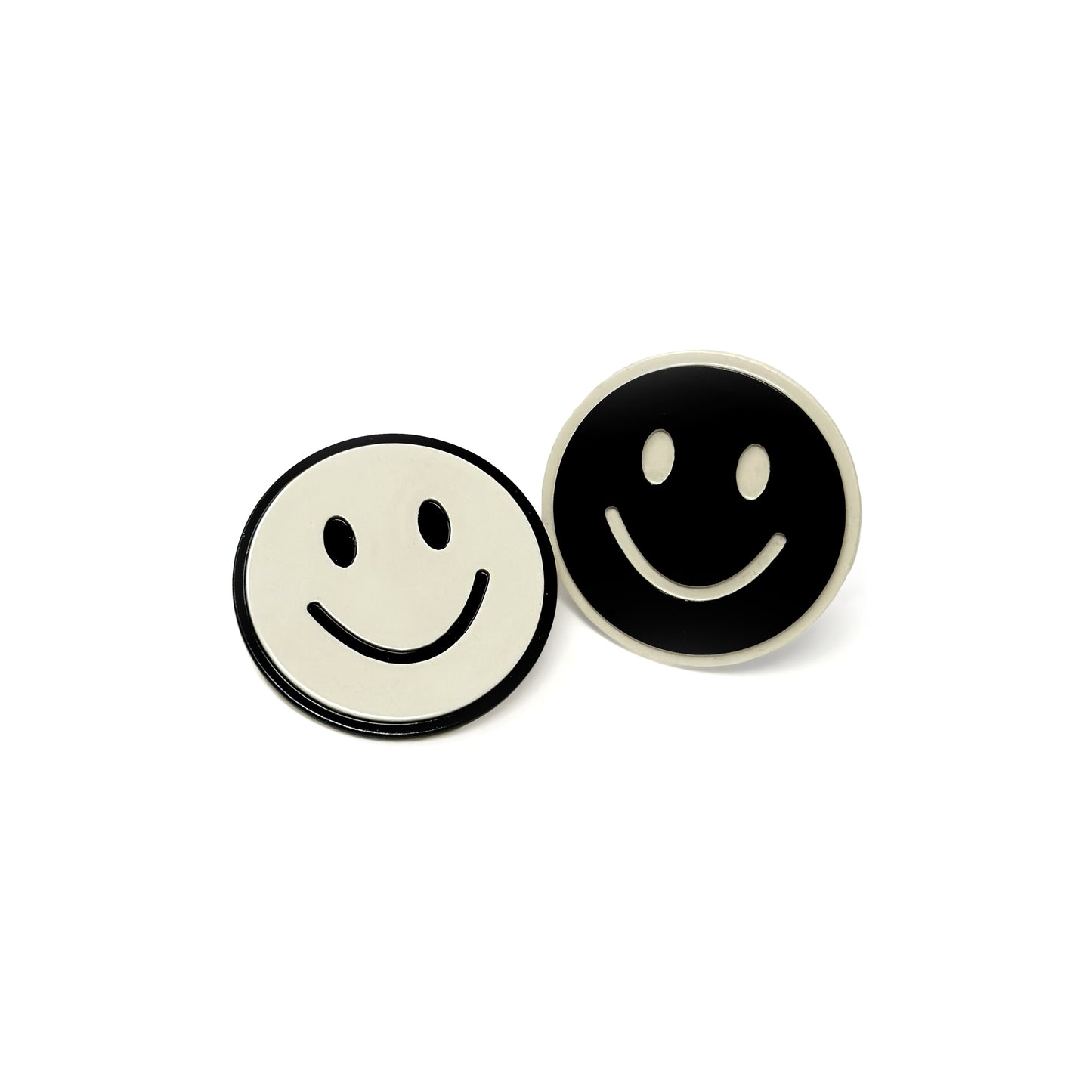 Black and White Smiley Face Hair Clips for Kids & Adults (Set of 2) – Cute Alligator Clips, Fun Accessory for All Hair Types, 1.25" Diameter